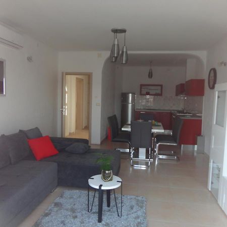 Apartman Bozic Kaštel Štafilić Exterior foto