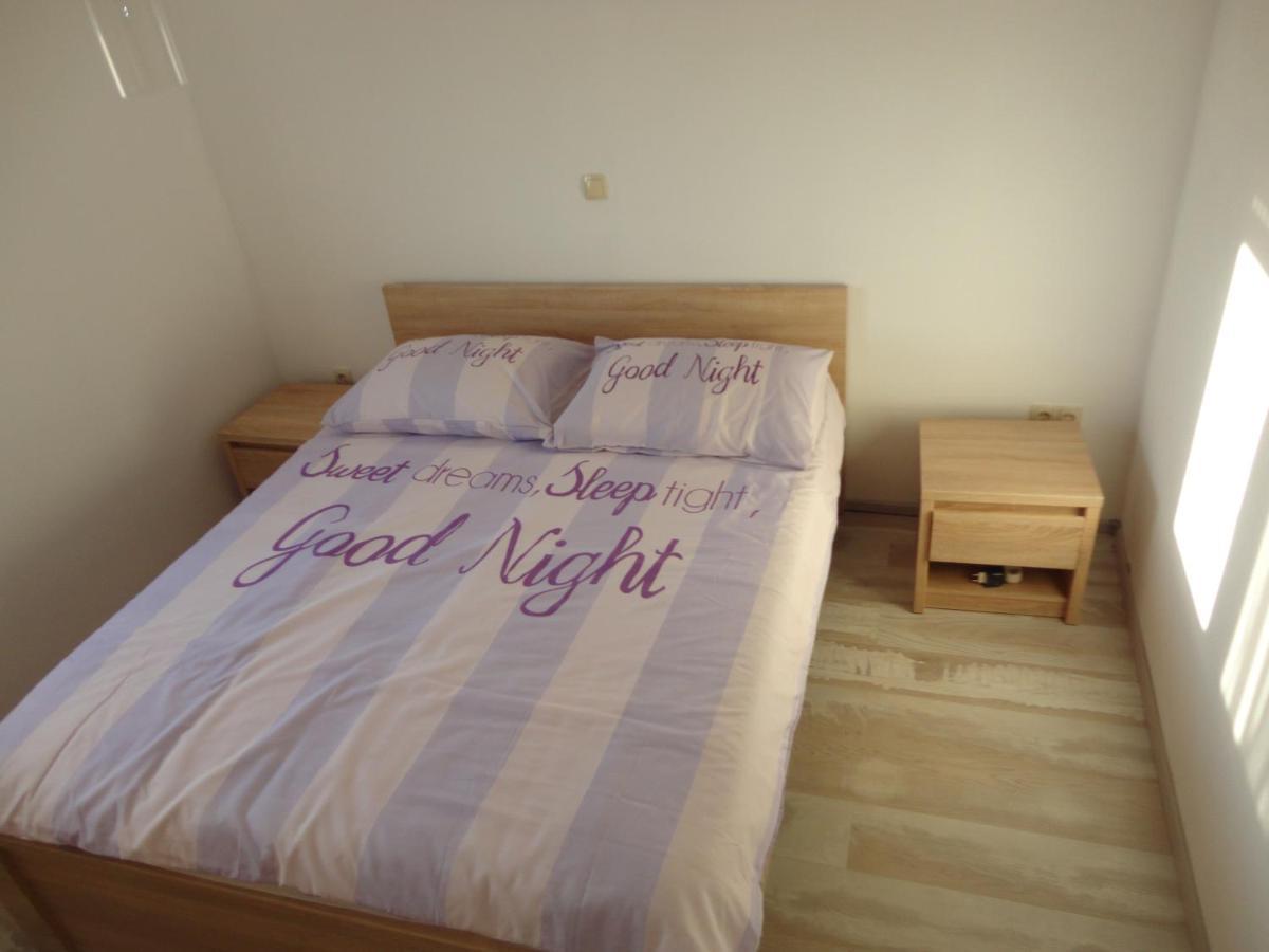 Apartman Bozic Kaštel Štafilić Exterior foto