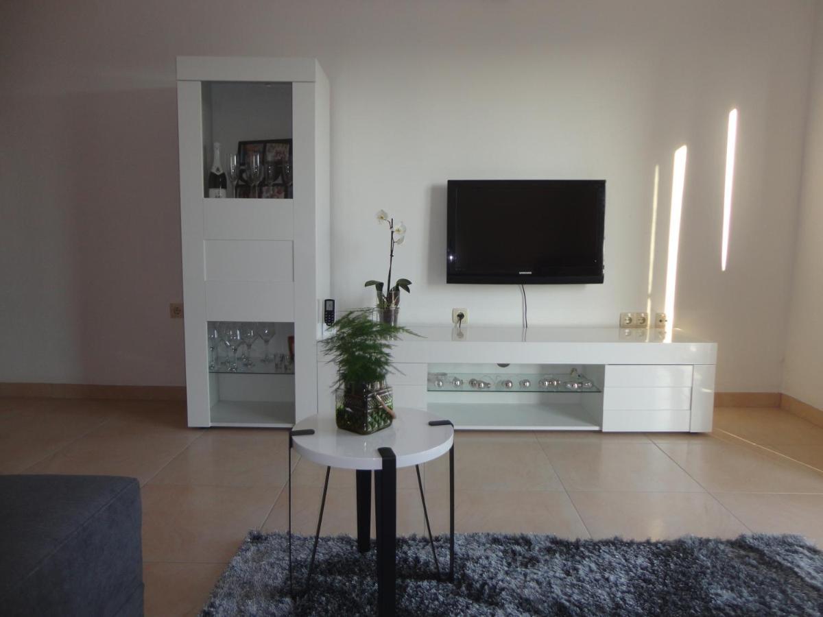 Apartman Bozic Kaštel Štafilić Exterior foto